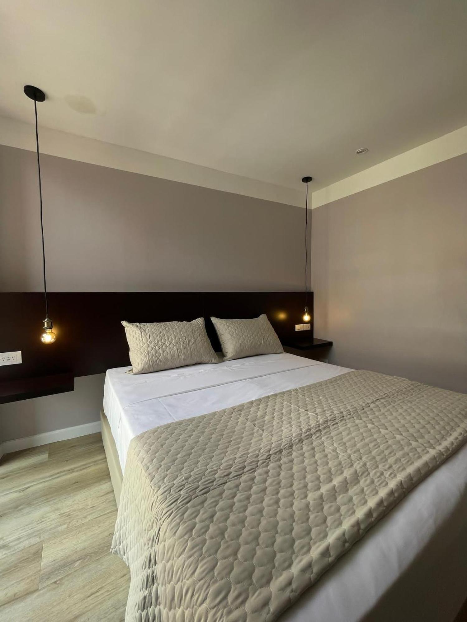 Hotel Grand Galaxie การากัส ภายนอก รูปภาพ