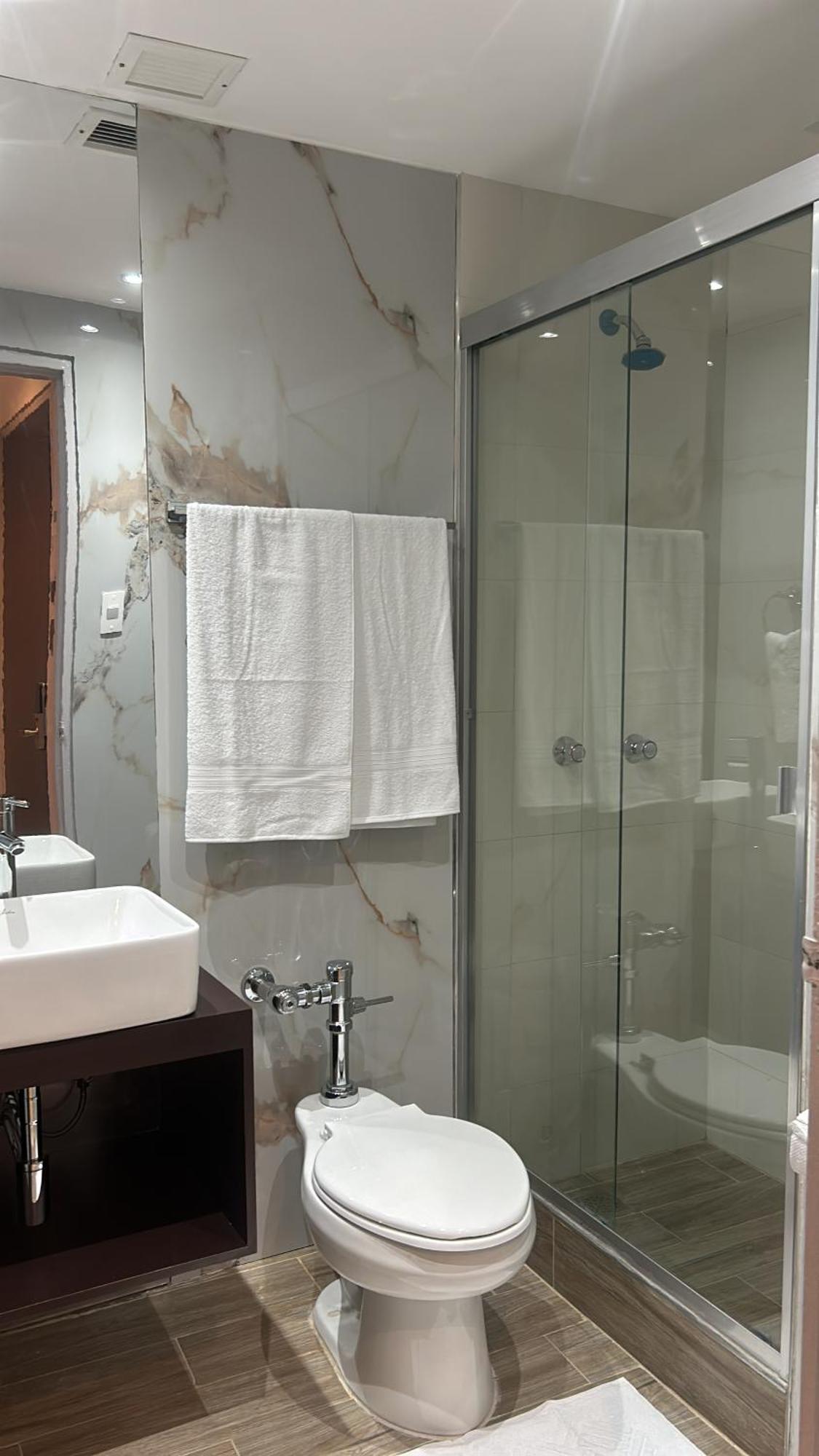 Hotel Grand Galaxie การากัส ภายนอก รูปภาพ