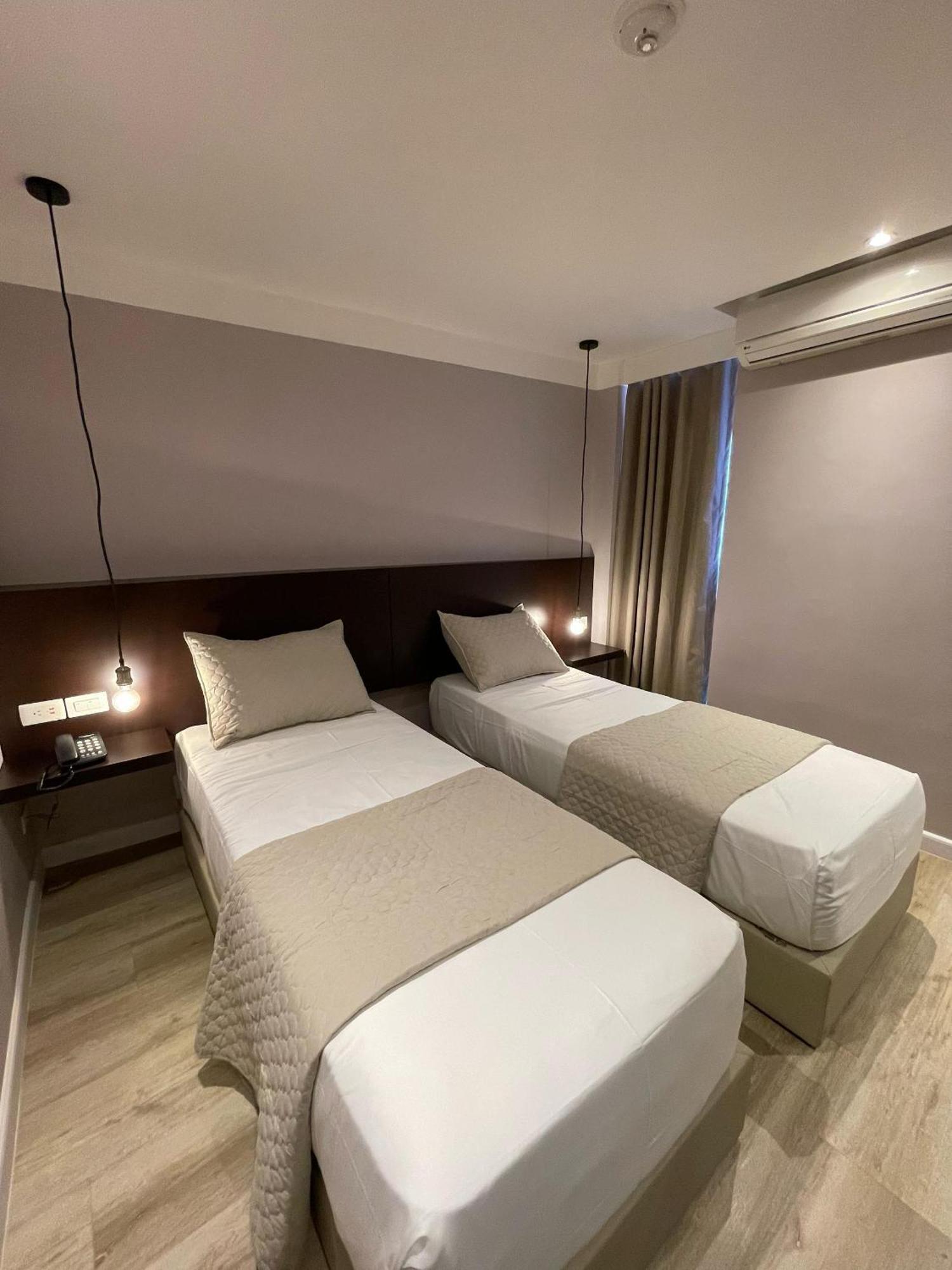 Hotel Grand Galaxie การากัส ภายนอก รูปภาพ
